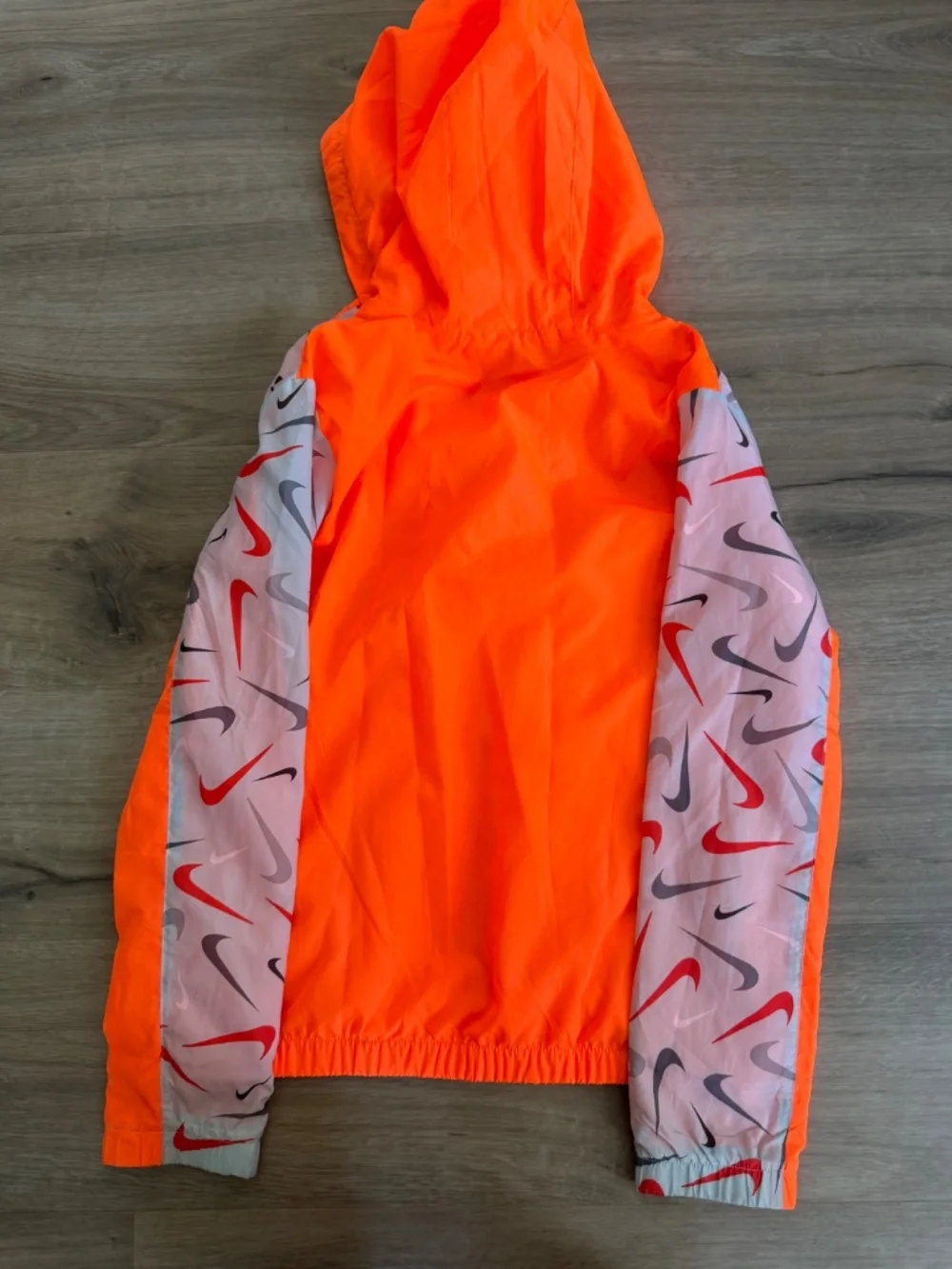 Nike boys windbreaker jacket size large